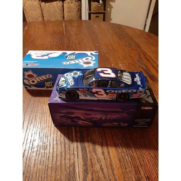 Vintage Action Collectible Dale Earnhardt Jr Oreo Ritz 2002 Die Cast Nascar 1:24 - Picture 1 of 8